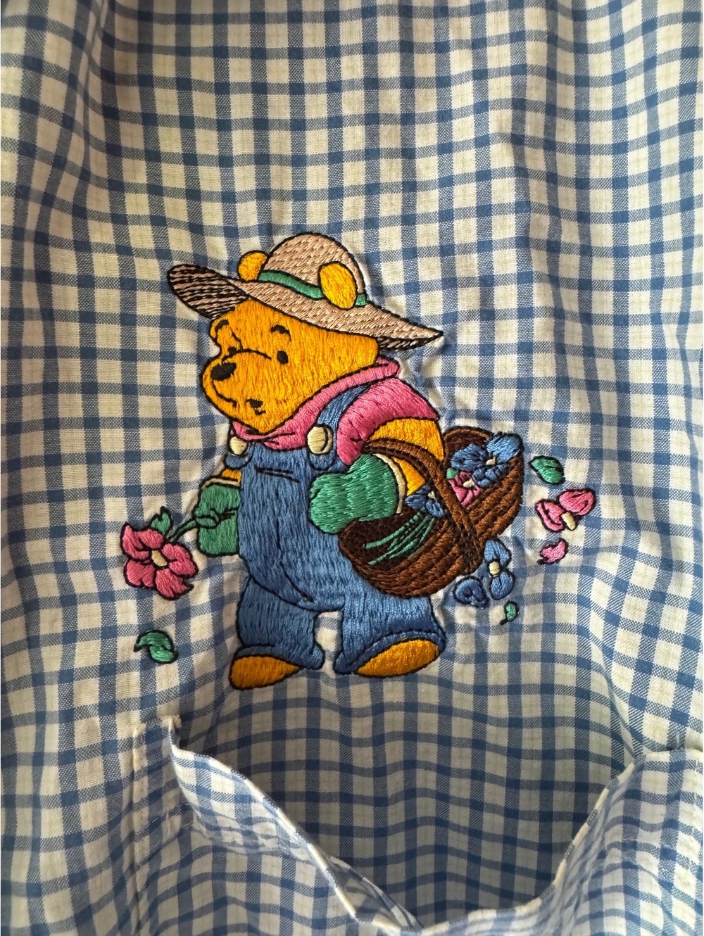 Vintage Winnie The Pooh Gardening Plaid Gingham Button Bown - Picture 2 of 4